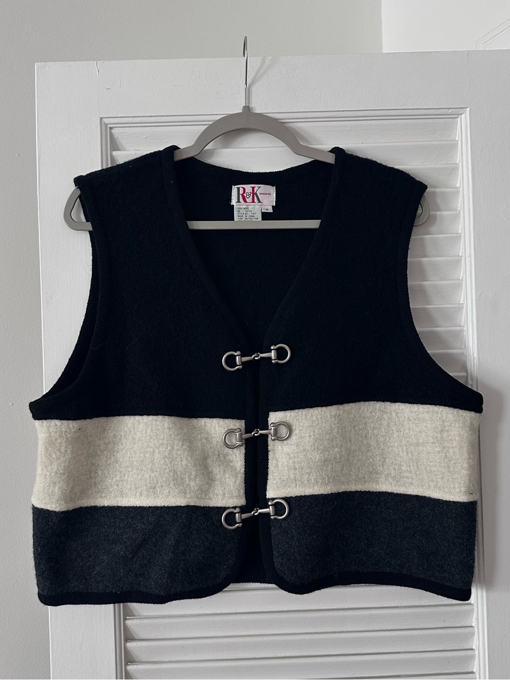 R&K Originals Vintage 100% Wool Color Block Vest — Black & Cream / Size 18 or L